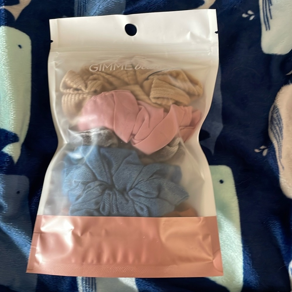 Gimme beauty variety pack of five scrunchies